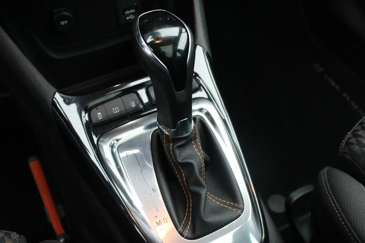 1.2 Turbo Innovation | Automaat | Panoramadak | Navigatie | Camera | Trekhaak | Parkeersensoren voor + achter |