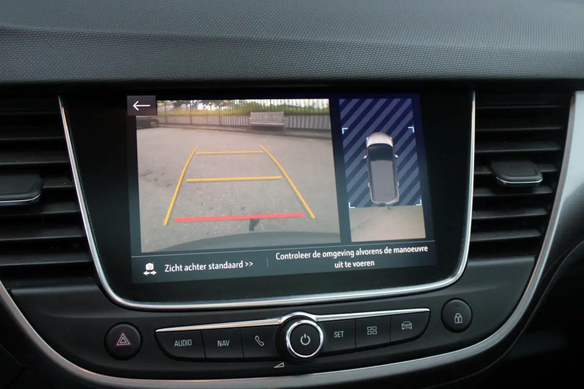 1.2 Turbo Innovation | Automaat | Panoramadak | Navigatie | Camera | Trekhaak | Parkeersensoren voor + achter |
