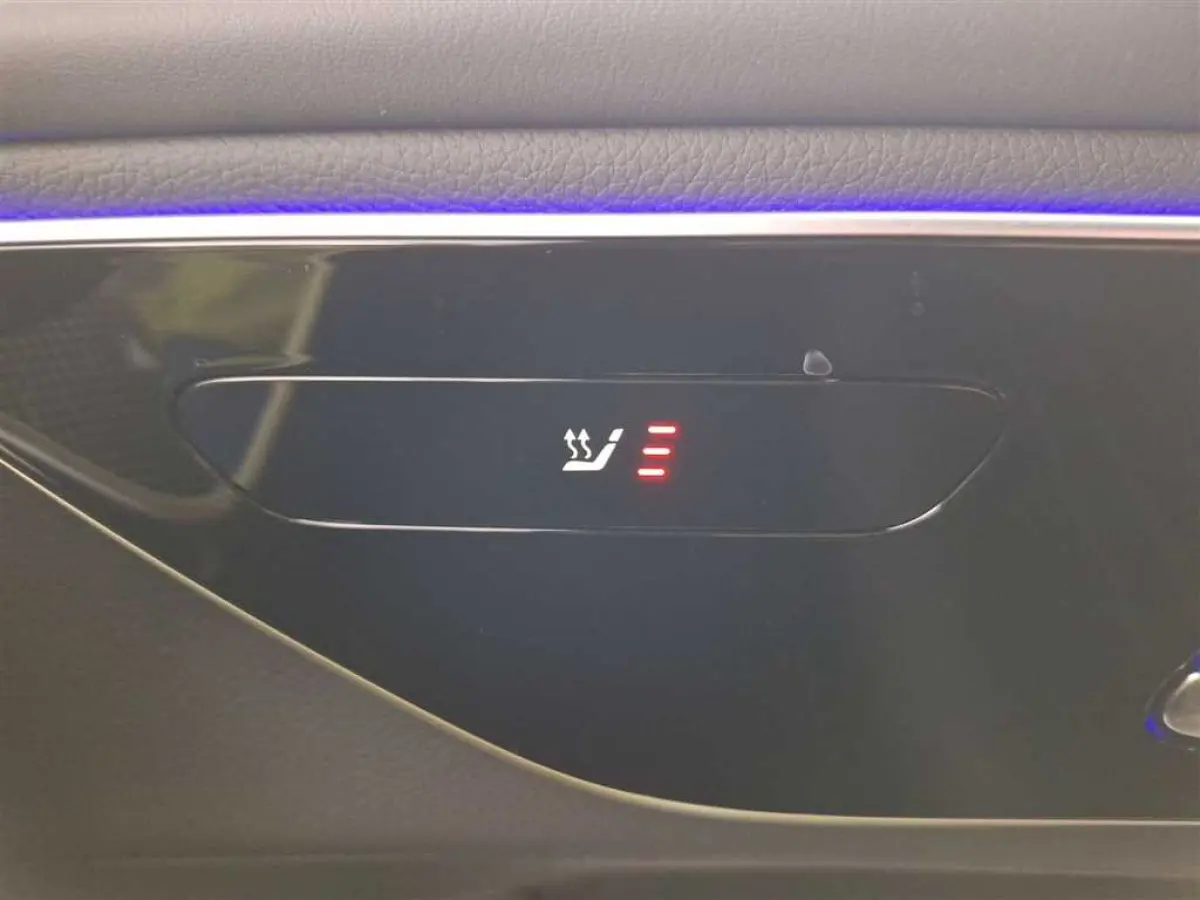 4MATIC AMG Line Achteruitrijcamera DAB LED Leder