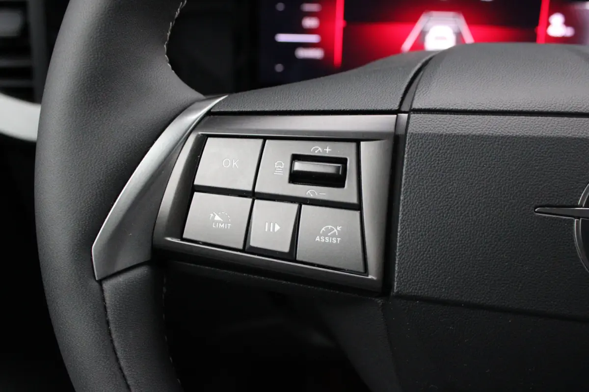 1.2 Turbo Hybrid GS | Automaat | Navi by app | Apple carplay | Bluetooth | Adaptieve cruise control | NL auto |