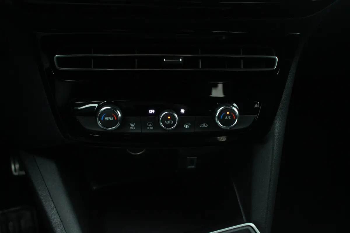 1.2 Turbo Hybrid GS | Automaat | Navi by app | Apple carplay | Bluetooth | Adaptieve cruise control | NL auto |