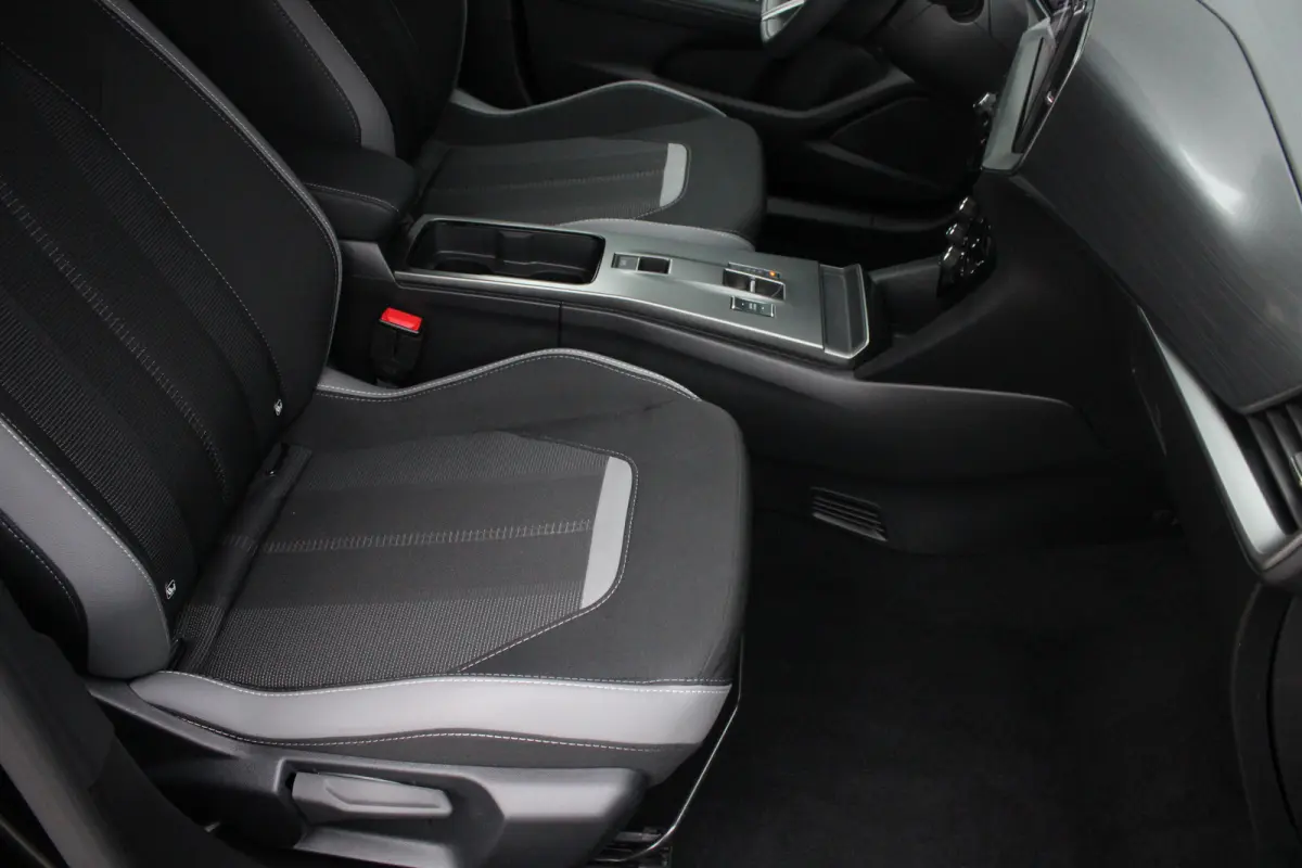 1.2 Turbo Hybrid GS | Automaat | Navi by app | Apple carplay | Bluetooth | Adaptieve cruise control | NL auto |