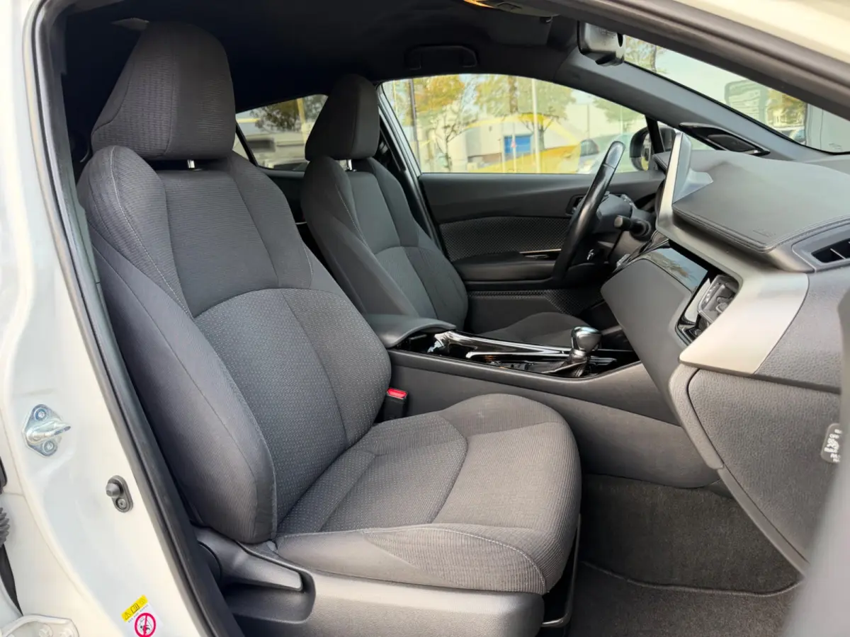 1.8 Hybrid Style, NAP, Camera, JBL, KeyLess, Trekhaak