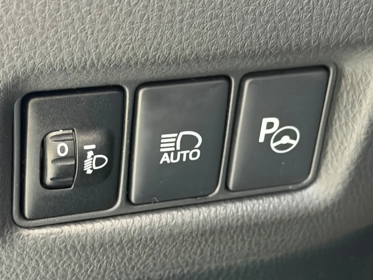 1.8 Hybrid Style, NAP, Camera, JBL, KeyLess, Trekhaak