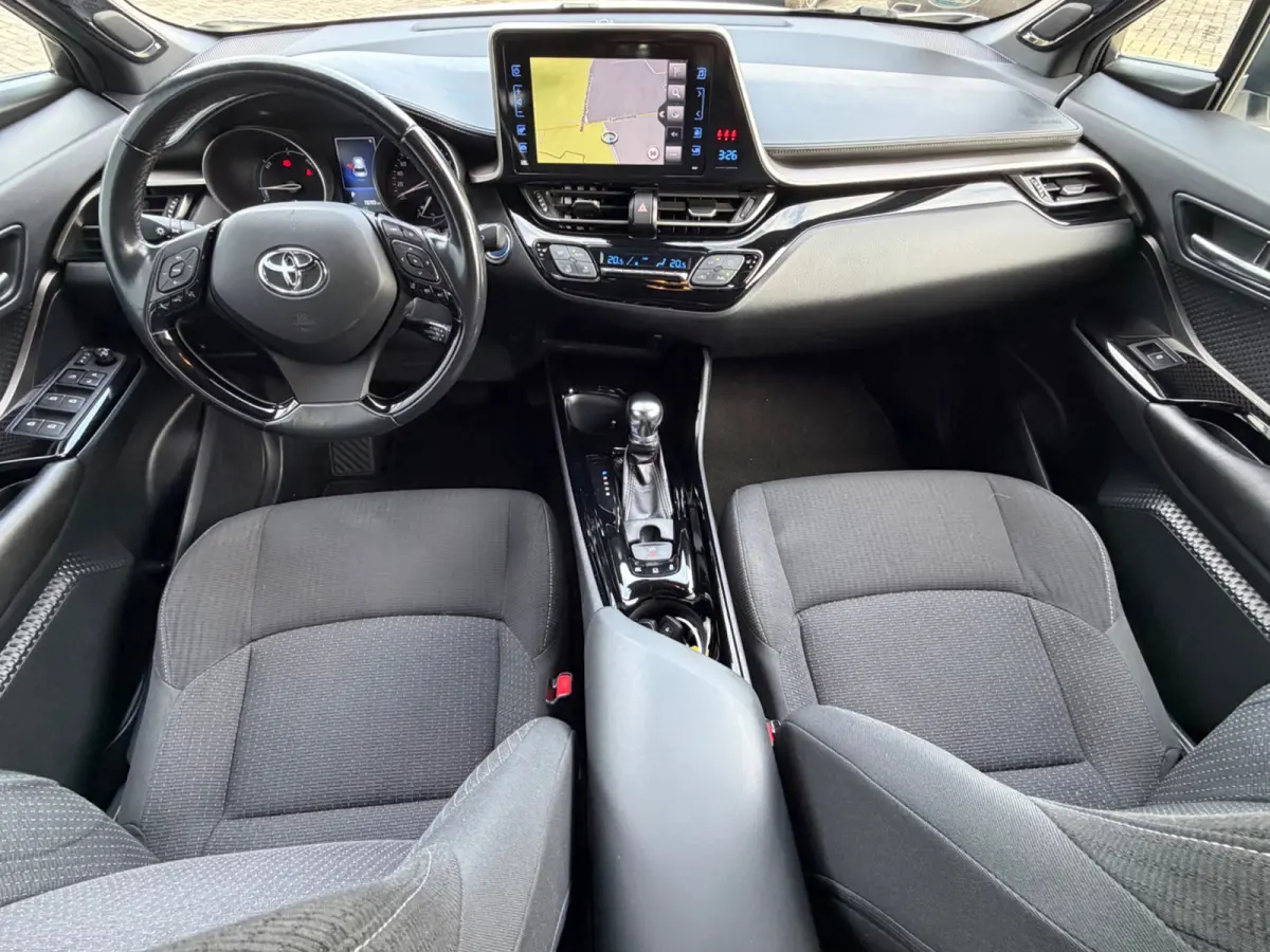 1.8 Hybrid Style, NAP, Camera, JBL, KeyLess, Trekhaak