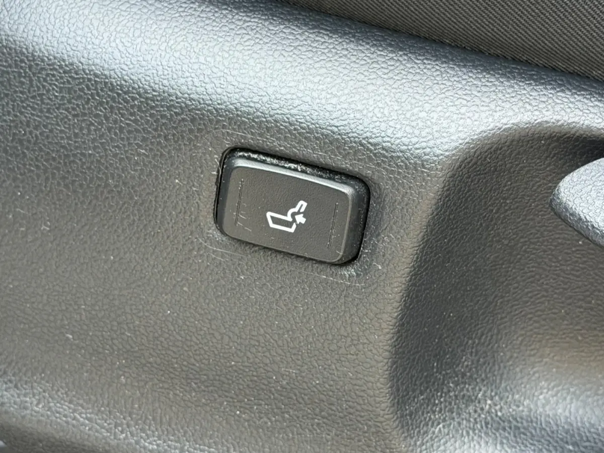 1.8 Hybrid Style, NAP, Camera, JBL, KeyLess, Trekhaak