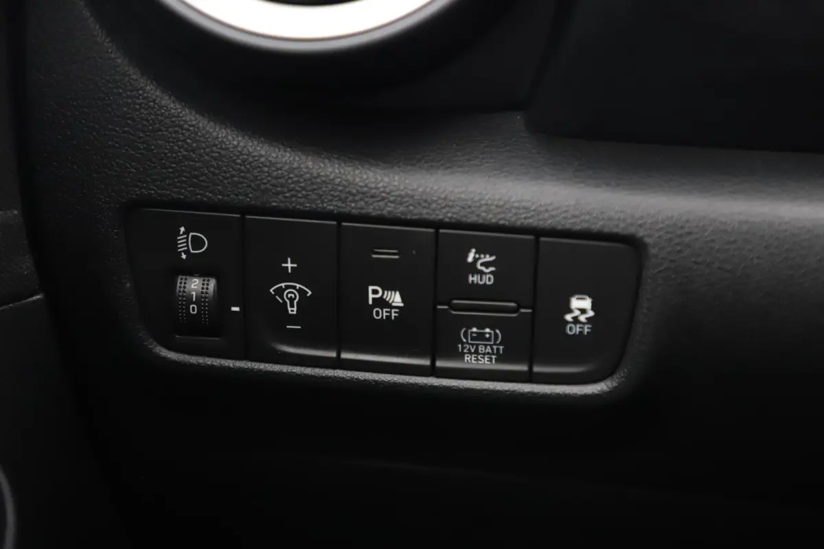 1.6 GDI HEV Fashion Automaat Hoge Instap Navigatie Achteruitrijcamera