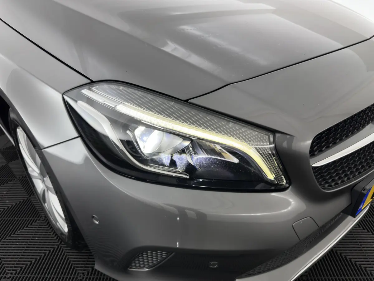 180 d Lease Edition Plus *LEATHER-FABRIC | NAVI-FULLMAP | CLIMA | COMFORTSEATS | CRUISE | KEYLESS | TOWBAR | 16''ALU*