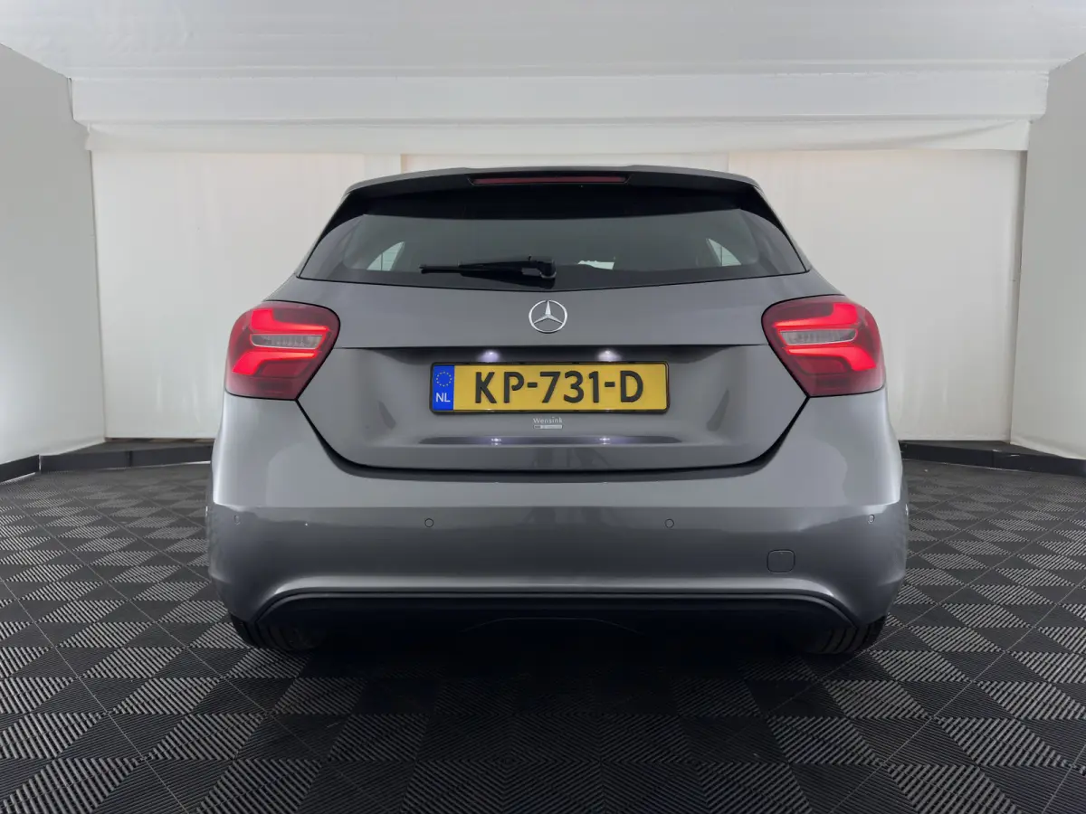 180 d Lease Edition Plus *LEATHER-FABRIC | NAVI-FULLMAP | CLIMA | COMFORTSEATS | CRUISE | KEYLESS | TOWBAR | 16''ALU*