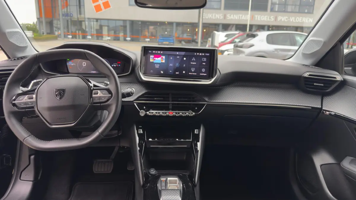 1.2 Hybrid 100 pk Allure | Camera | Stoelverwarming | Apple Carplay / Android Auto | Draadloze telefoonoplader |
