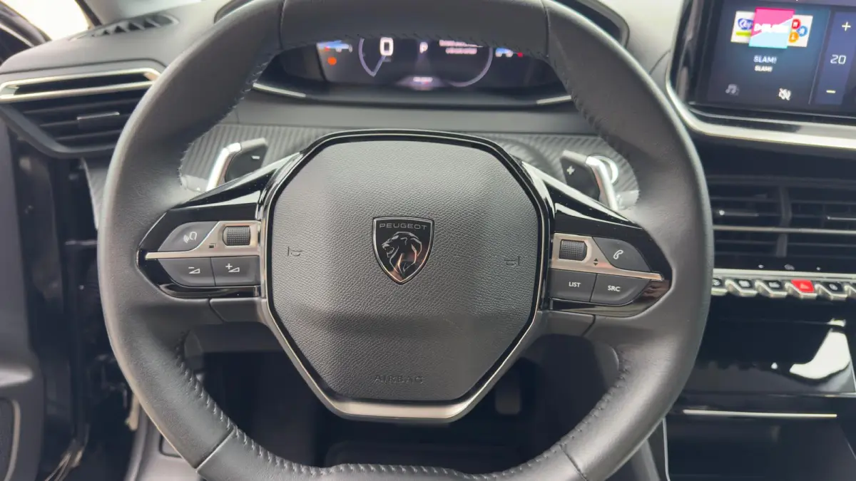 1.2 Hybrid 100 pk Allure | Camera | Stoelverwarming | Apple Carplay / Android Auto | Draadloze telefoonoplader |