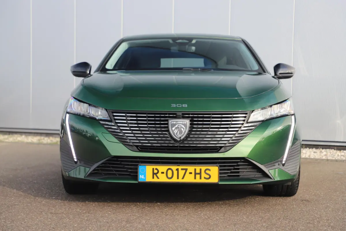 1.2 PureTech Allure Pack Business Automaat LMV Half Leder Navigatie Achteruitrijcamera Carplay Android Adaptive Cruise