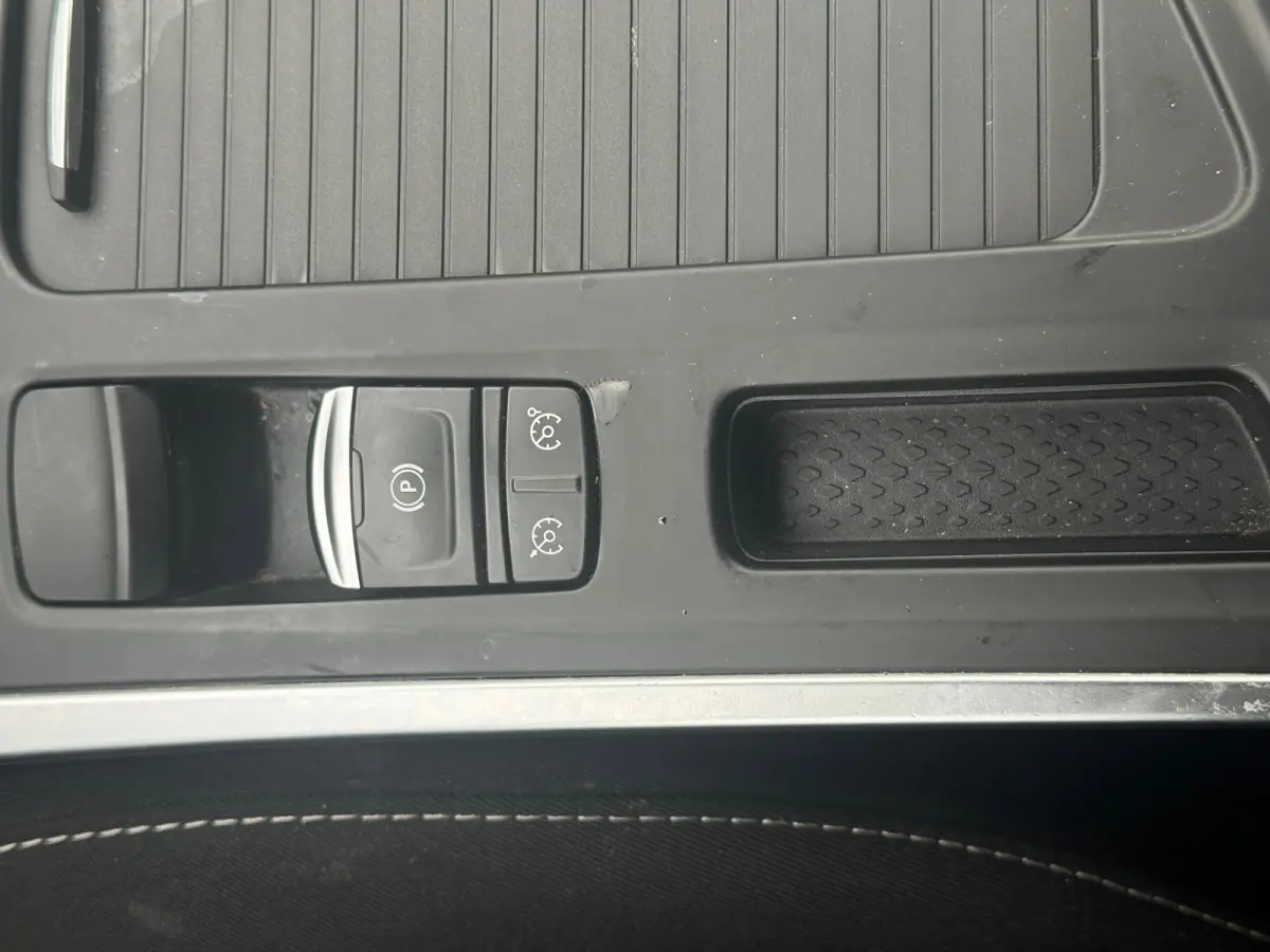 1.5 dCi Eco2 Bose l Camera l Navi l Cruise l IZGST l