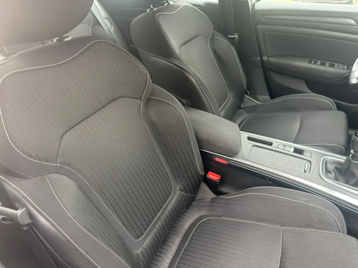 1.5 dCi Eco2 Bose l Camera l Navi l Cruise l IZGST l
