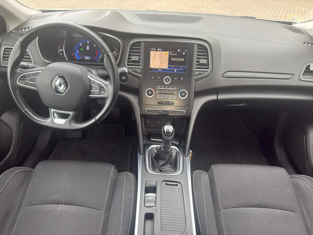 1.5 dCi Eco2 Bose l Camera l Navi l Cruise l IZGST l