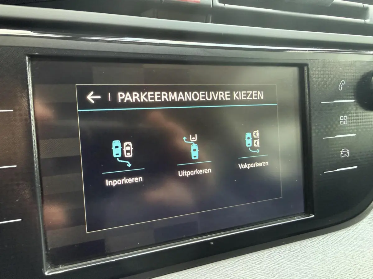 1.2 THP 130PK 7P NWE D-RIEM/TH/CARPLAY *ALL-IN PRIJS*