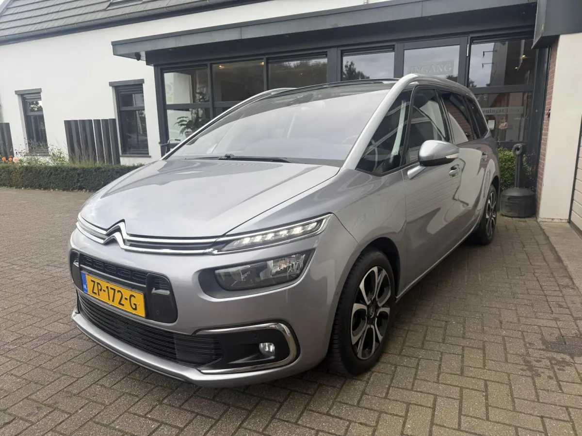 1.2 THP 130PK 7P NWE D-RIEM/TH/CARPLAY *ALL-IN PRIJS*
