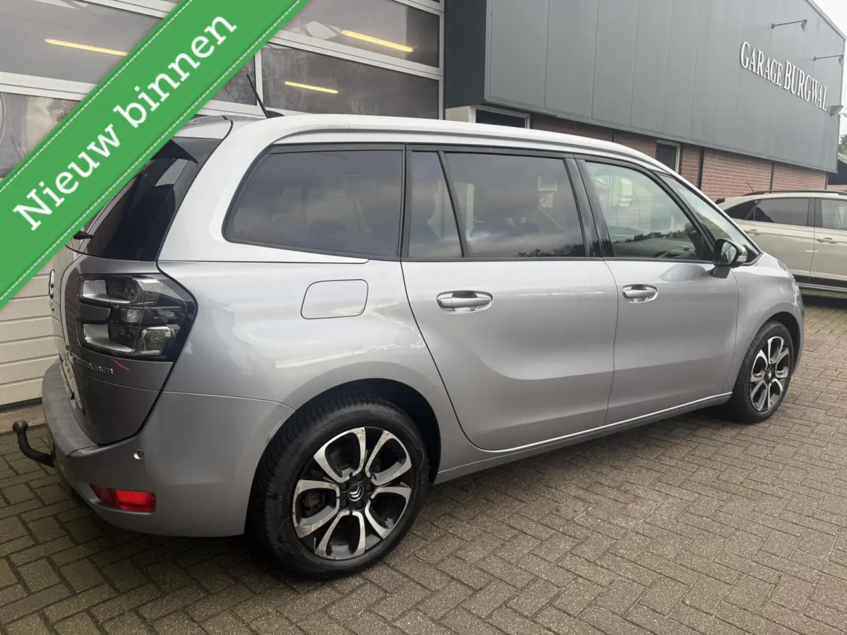 1.2 THP 130PK 7P NWE D-RIEM/TH/CARPLAY *ALL-IN PRIJS*