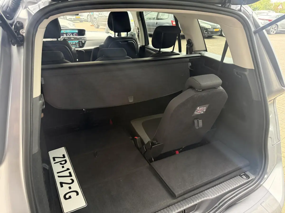 1.2 THP 130PK 7P NWE D-RIEM/TH/CARPLAY *ALL-IN PRIJS*