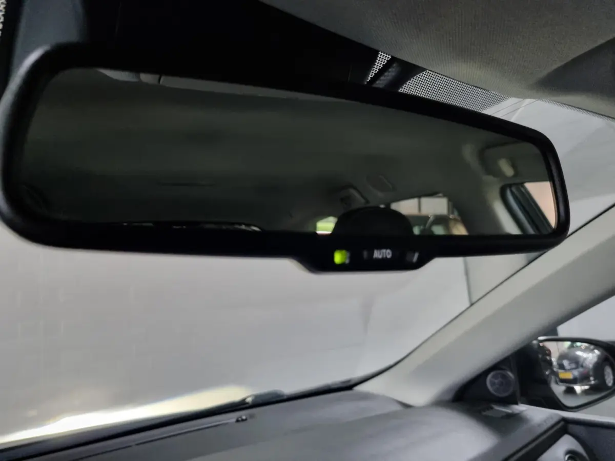 1.8 Hybrid Executive