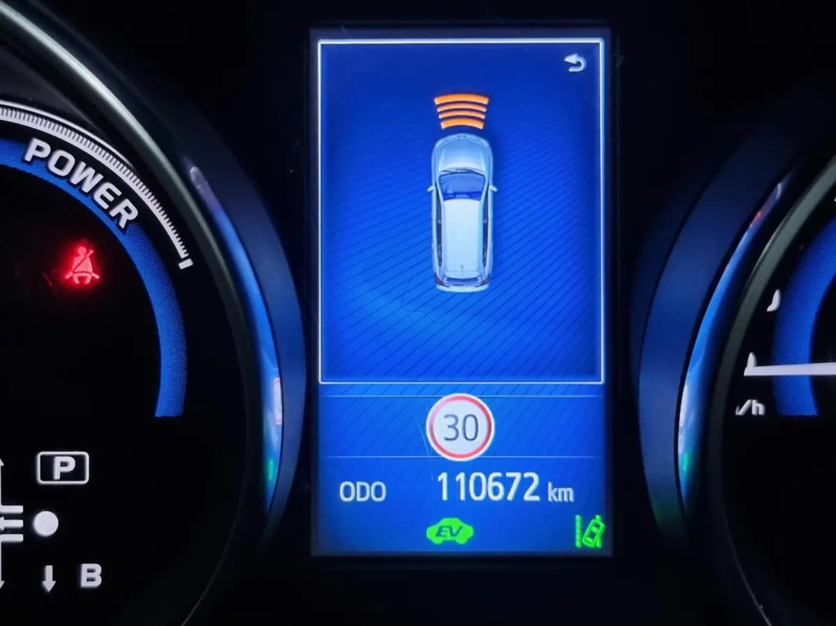 1.8 Hybrid Executive
