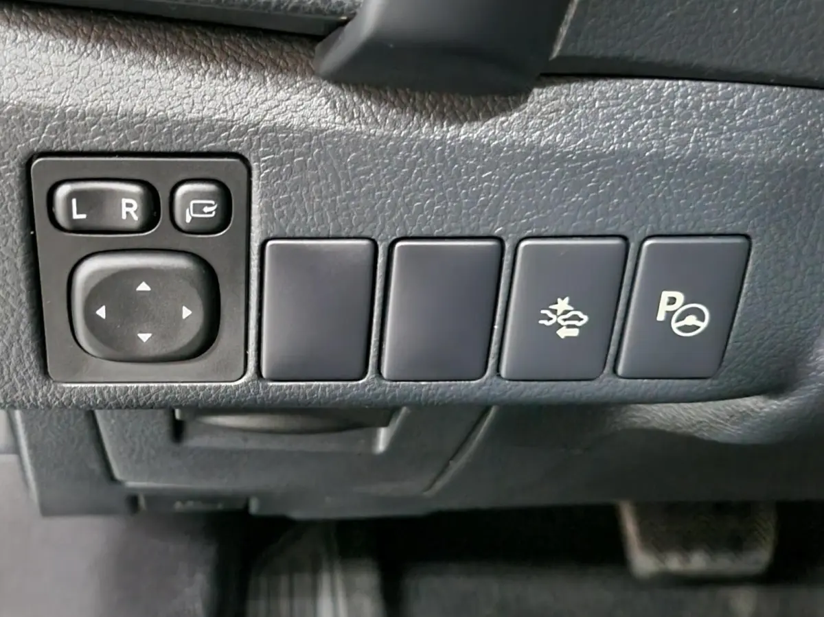 1.8 Hybrid Executive