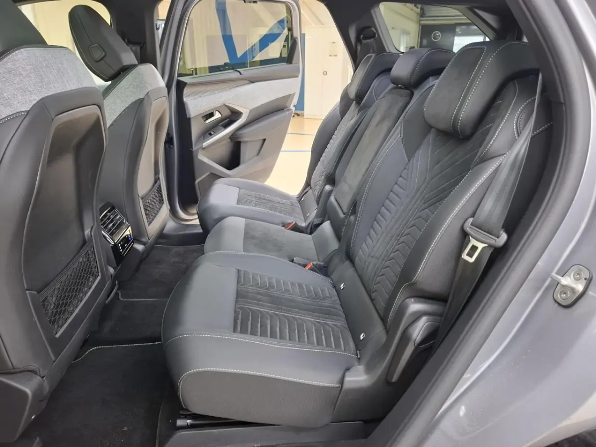 GT Long Range 97 kWh 7p | SOH 97% | Panorama/schuifdak | Luxe stoelen | Warmtepomp | All season | Massage |