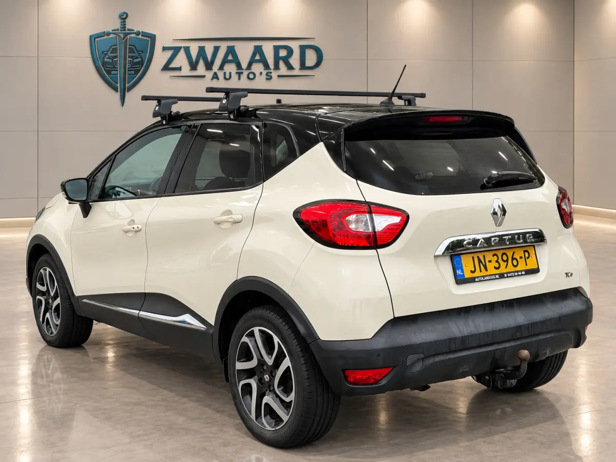 Captur TCe Dynamique l l Cruise l Navi l Camera l Climate l IZGST