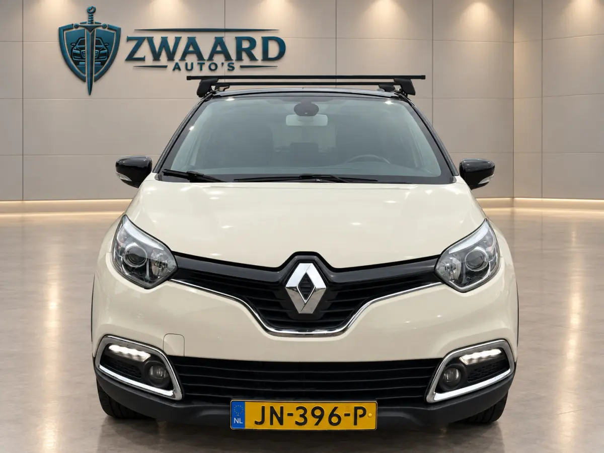 Captur TCe Dynamique l l Cruise l Navi l Camera l Climate l IZGST