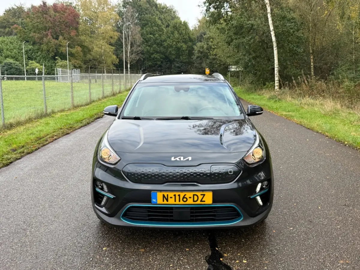 Edition 64 kWh | Achteruitrijcamera | Keyless | Parkeersensoren | Stoelverwarming | Apple Carplay/Android Auto | Achteruitrijcamera | Apple Carplay/Android Auto|telefoonintegratie premium | 