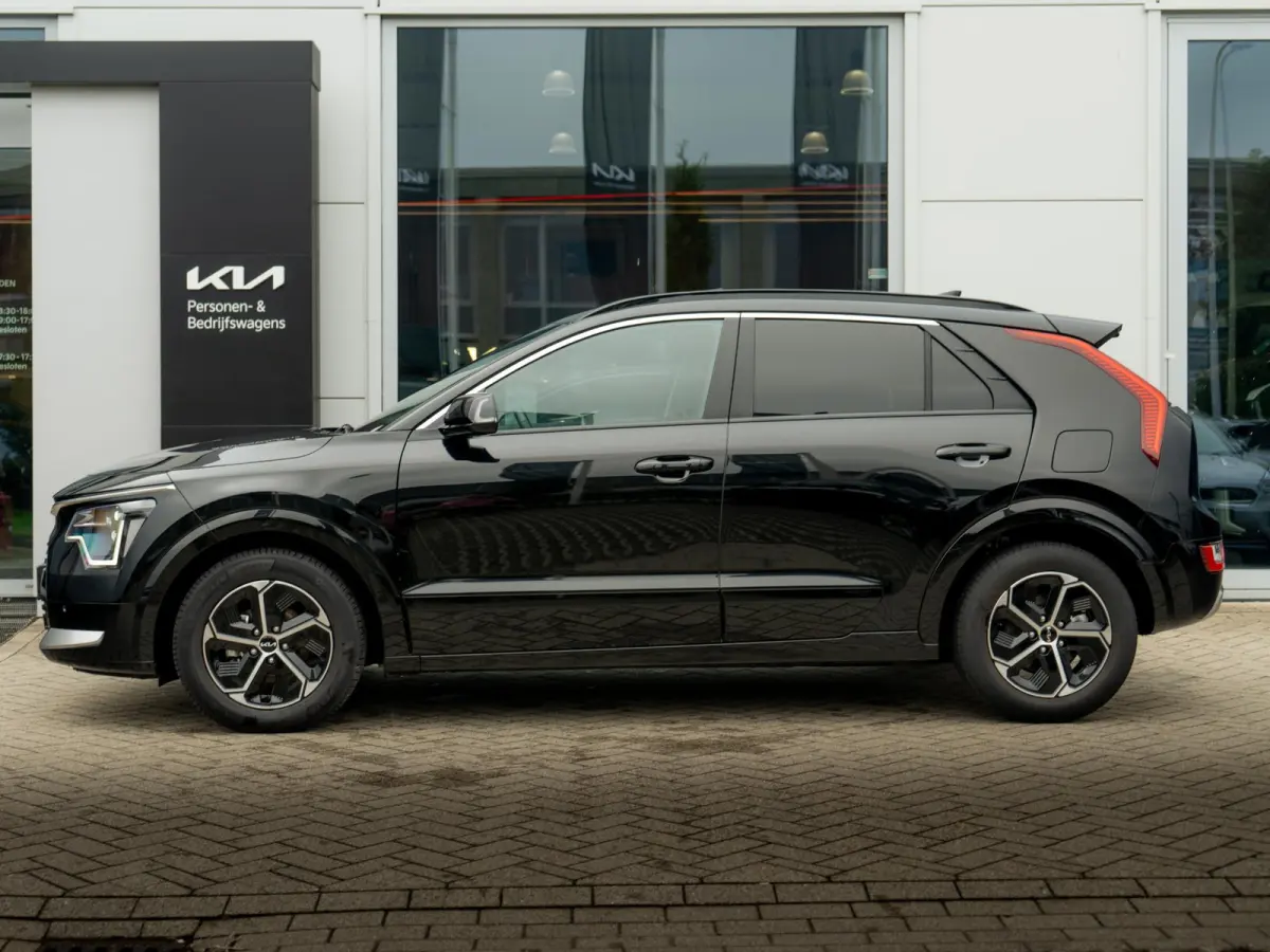 1.6 GDi Hybrid DynamicPlusLine | Stuur-/stoelverwarming | Schuif-/kanteldak | Achteruitrijcamera | PDC voor & achter | CarPlay