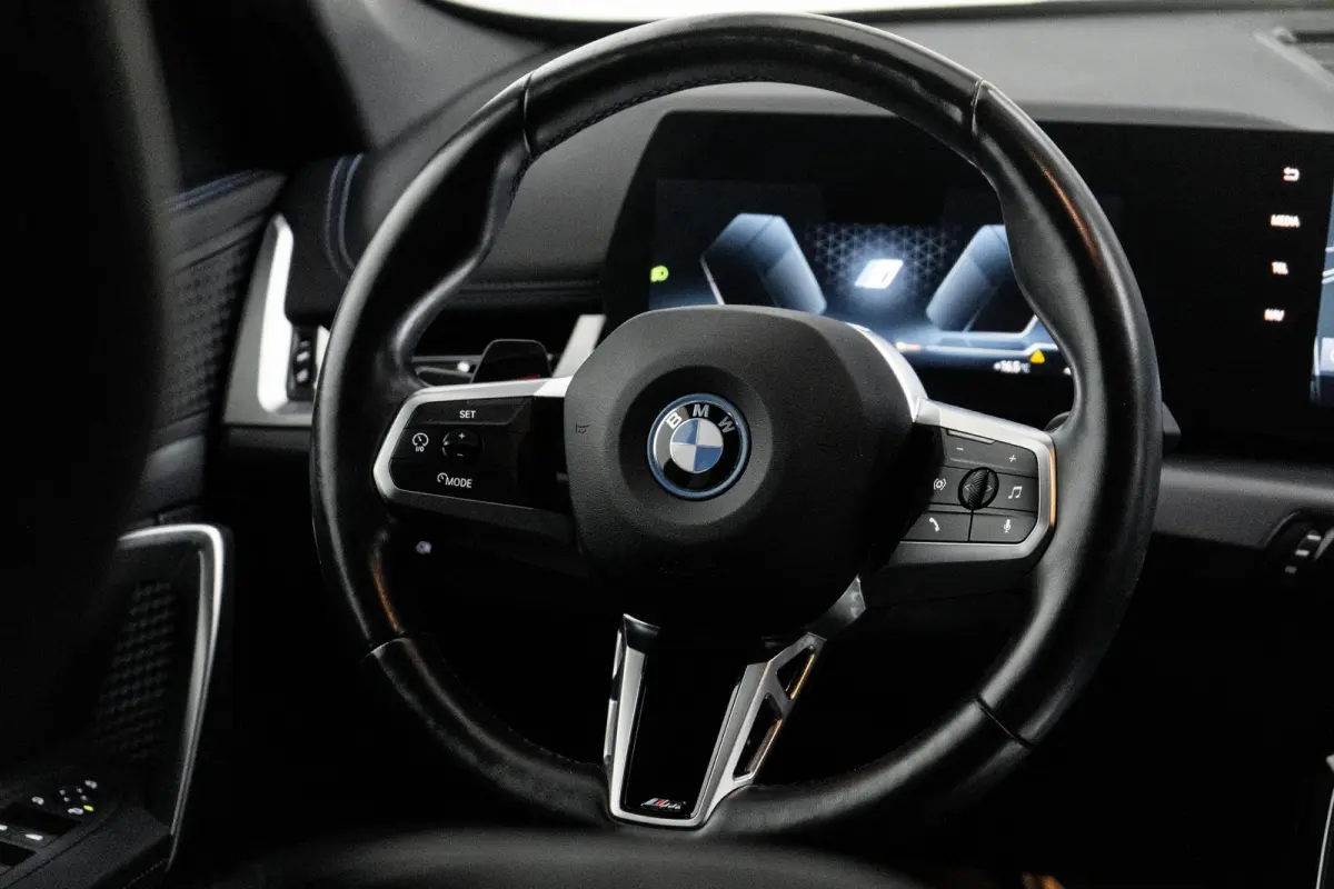xDrive30 67 kWh M Sport Edition 313PK | M- Sport | Stoel+Stuurwielverwarming | Camer Achter | Keyless |
