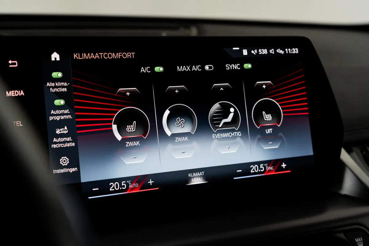 xDrive30 67 kWh M Sport Edition 313PK | M- Sport | Stoel+Stuurwielverwarming | Camer Achter | Keyless |