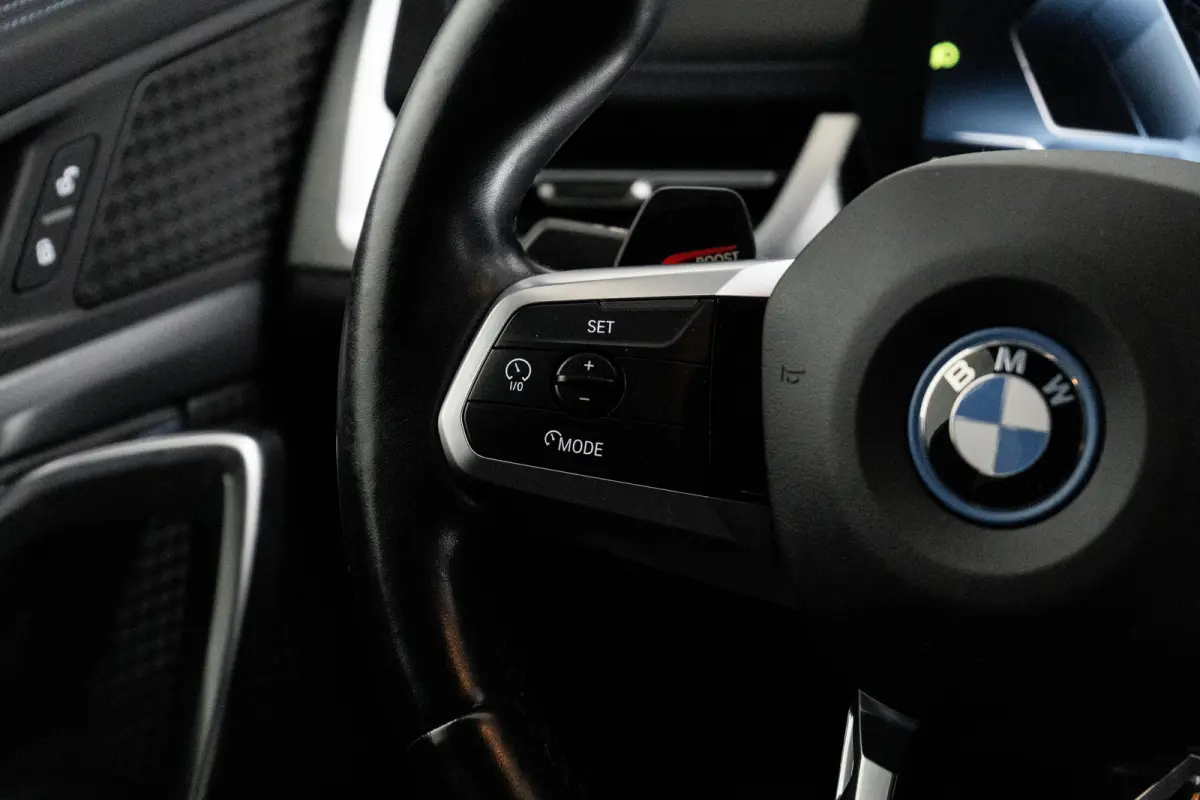 xDrive30 67 kWh M Sport Edition 313PK | M- Sport | Stoel+Stuurwielverwarming | Camer Achter | Keyless |