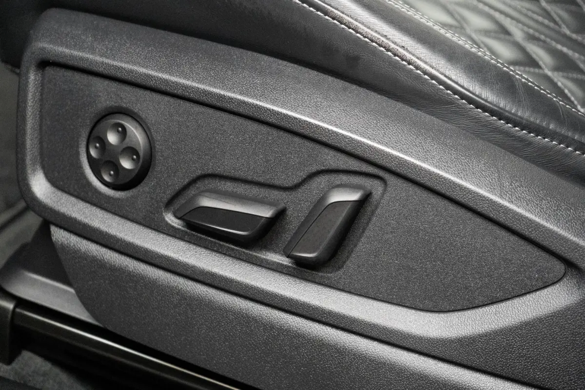 55 TFSI e S edition Competition 367PK | Panorama Dak | Elek. Stoelen incl. geheugen | Luxe Ledere Bekleding | Afgevlakt Stuur