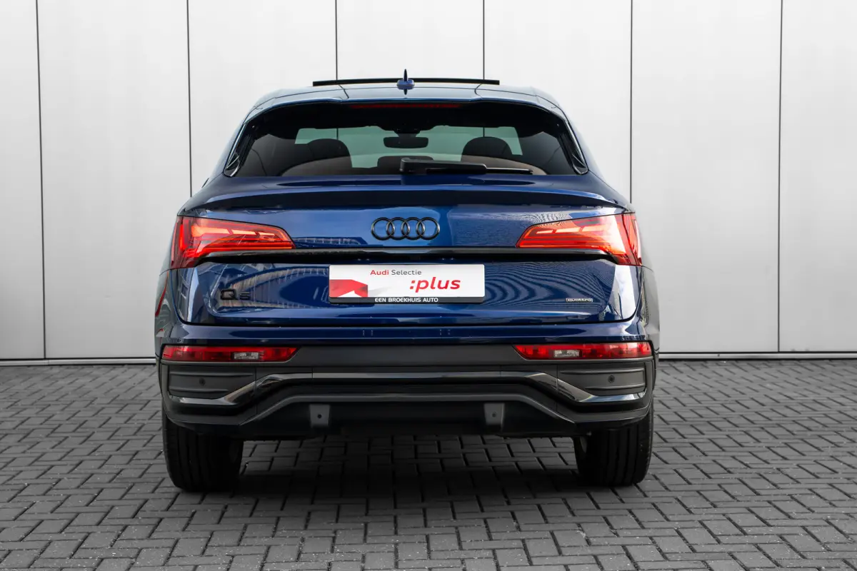 55 TFSI e S edition Competition 367PK | Panorama Dak | Elek. Stoelen incl. geheugen | Luxe Ledere Bekleding | Afgevlakt Stuur