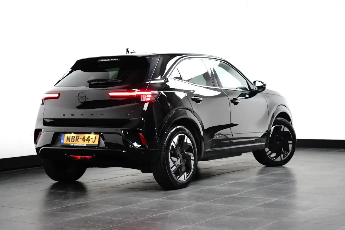 GS 54 kWh | Fase 3 laden | Navigatie | Camera | Stuurverwarming | Apple carplay | Bluetooth | 12.650km |
