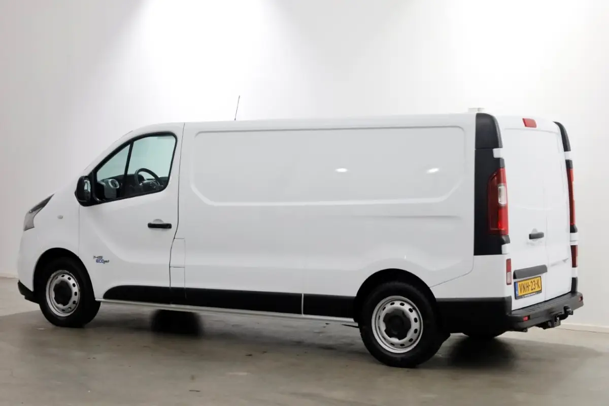/Trafic/Vivaro 2.0 MultiJet 145pk L2H1 Airco/Navi 11-2021