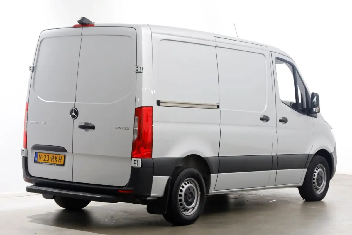 311 CDI 115pk L1H1 Airco/Camera/Inrichting/2x Schuifdeur 09-2020