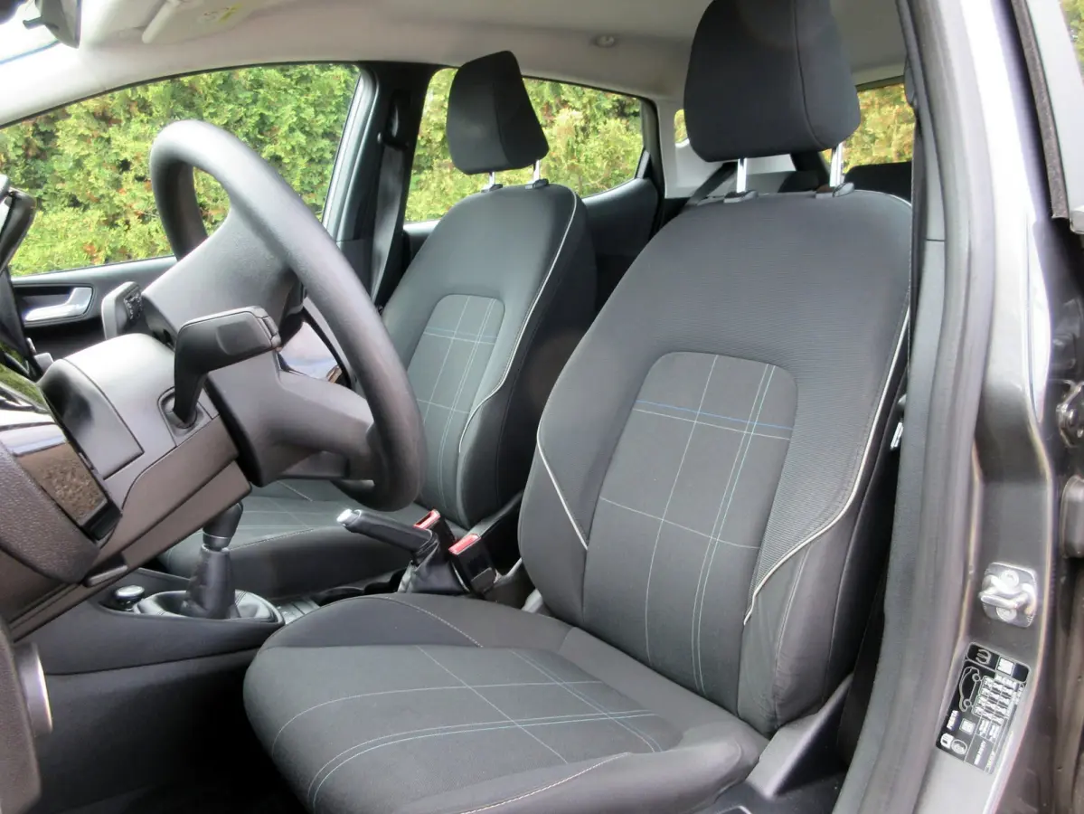1.1 5-drs * Navi * Cruise Control *