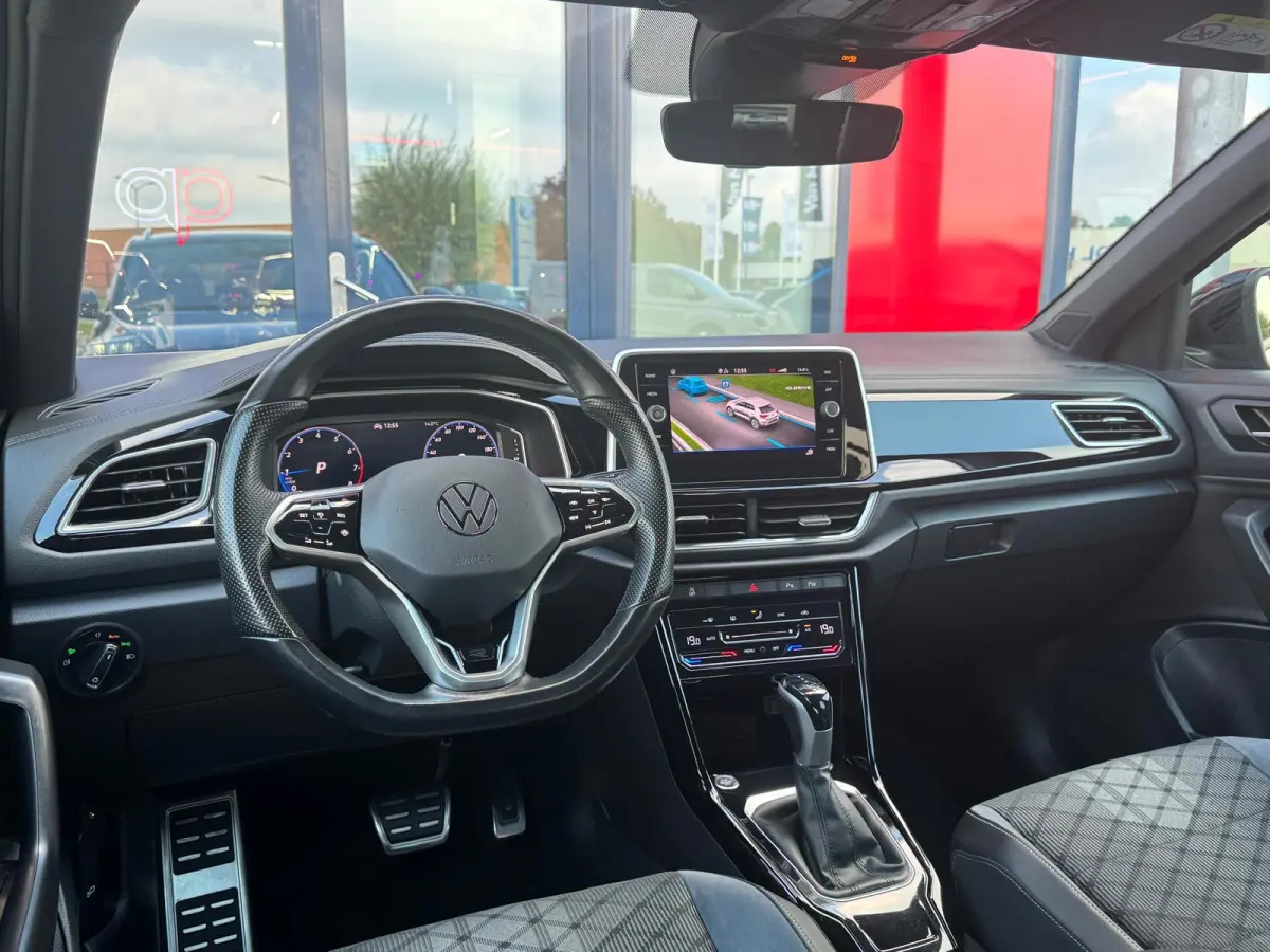 3 x R-Line DSG-7 | IQ-Lights | Camera | Parksens | Carplay | Keyless | 1.5 TSI R-Line