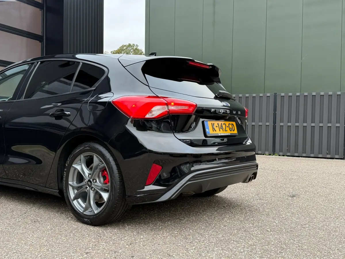 1.0 EcoBoost Hybrid ST Line X LED Navi Camera Stoelverw.