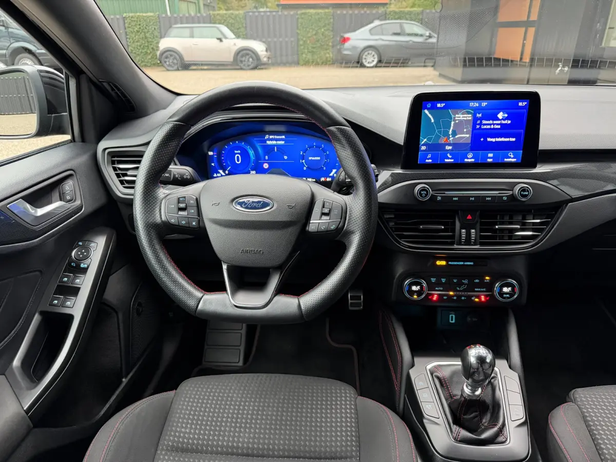 1.0 EcoBoost Hybrid ST Line X LED Navi Camera Stoelverw.