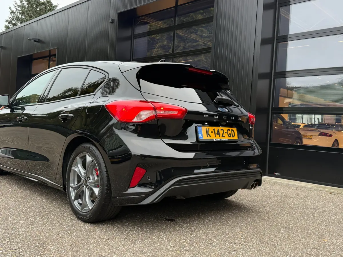 1.0 EcoBoost Hybrid ST Line X LED Navi Camera Stoelverw.
