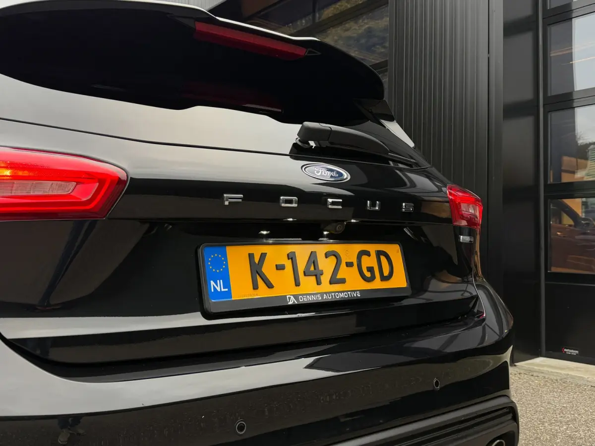 1.0 EcoBoost Hybrid ST Line X LED Navi Camera Stoelverw.