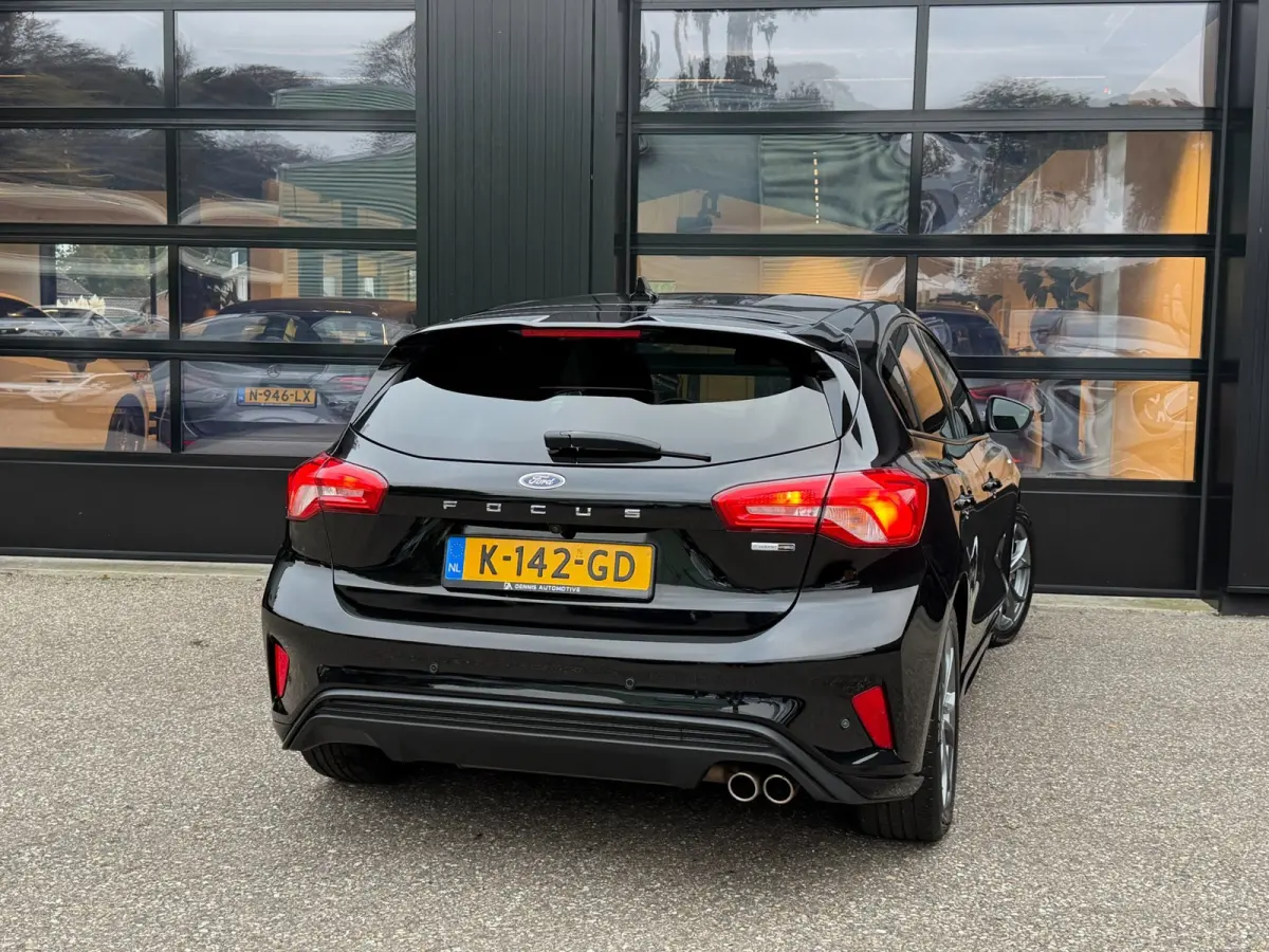 1.0 EcoBoost Hybrid ST Line X LED Navi Camera Stoelverw.