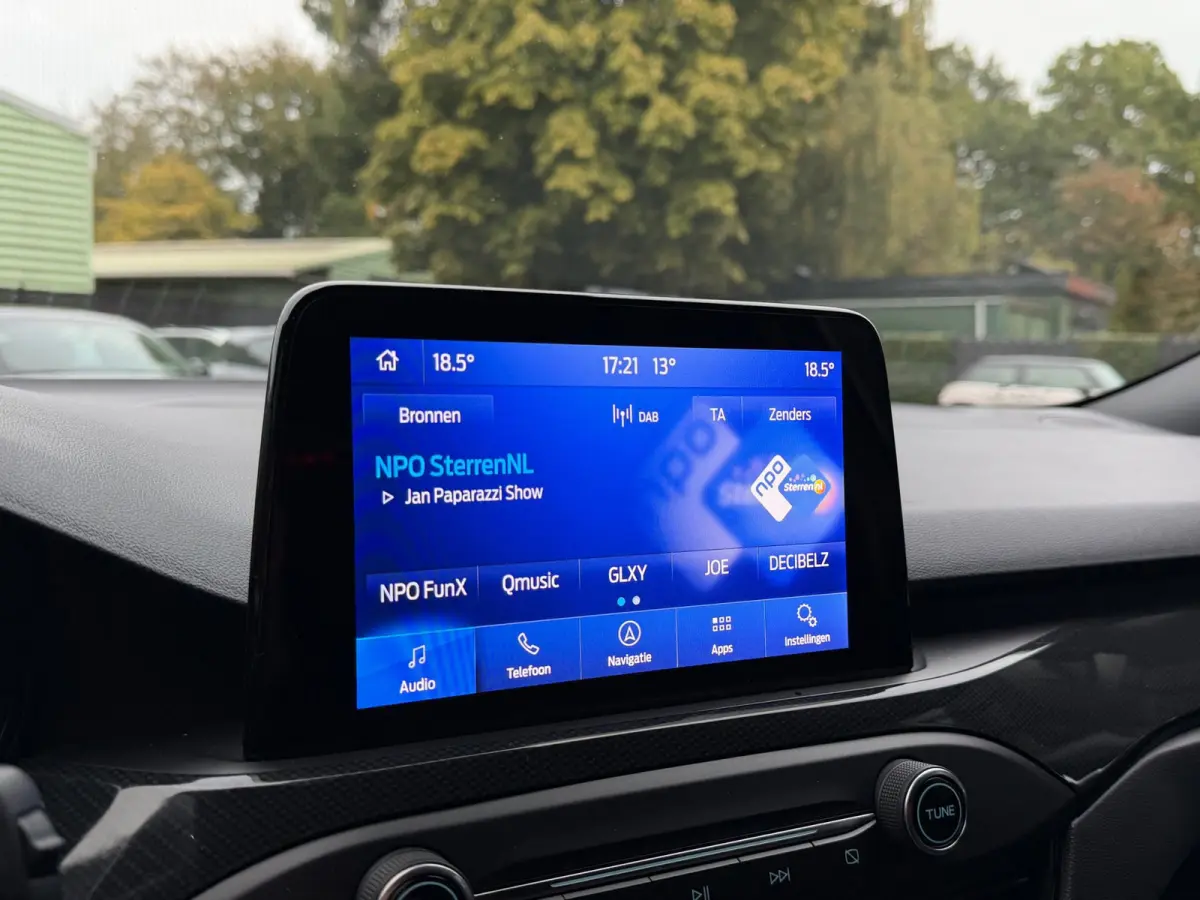 1.0 EcoBoost Hybrid ST Line X LED Navi Camera Stoelverw.