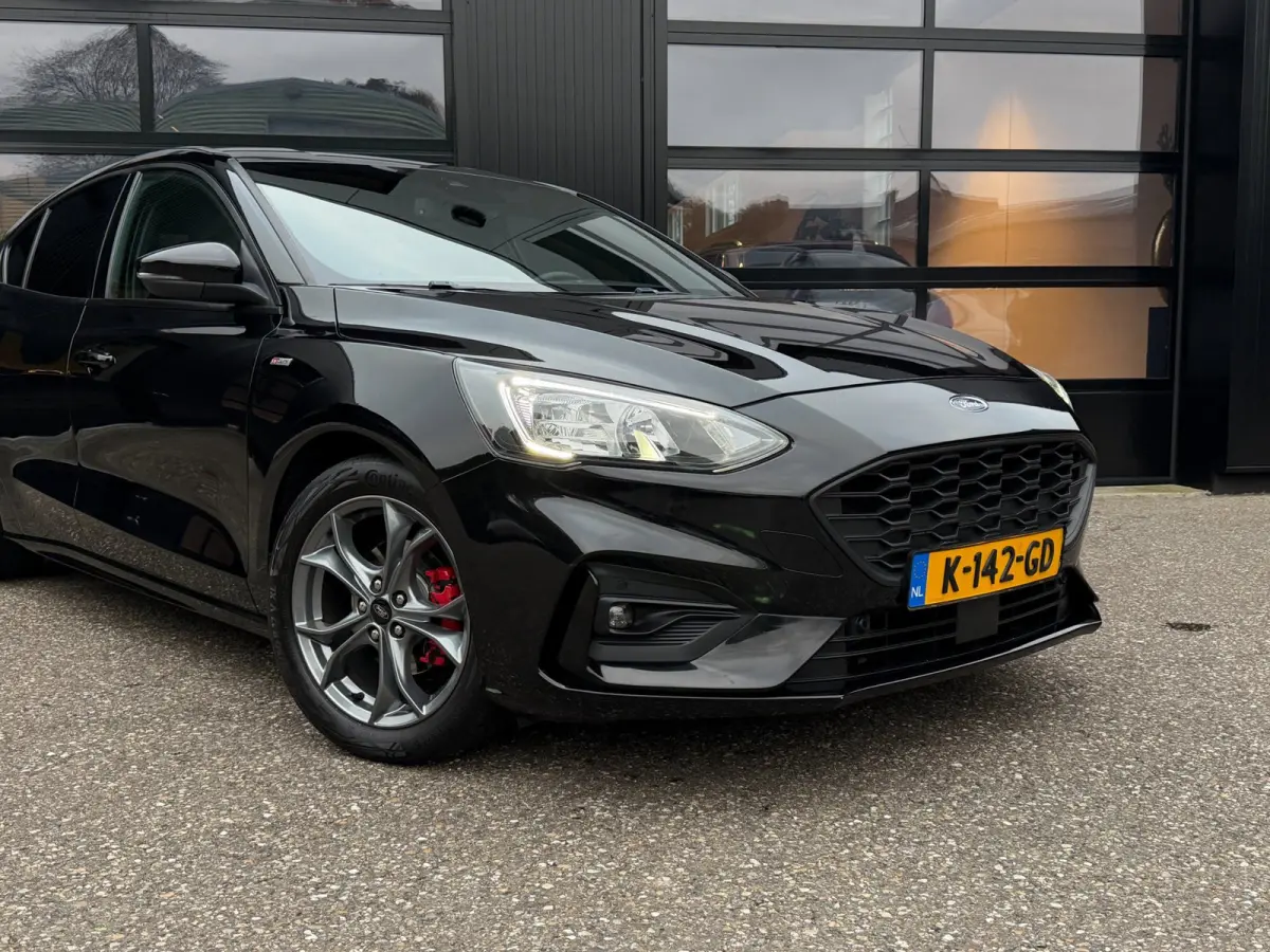 1.0 EcoBoost Hybrid ST Line X LED Navi Camera Stoelverw.