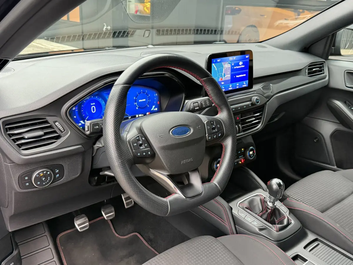 1.0 EcoBoost Hybrid ST Line X LED Navi Camera Stoelverw.