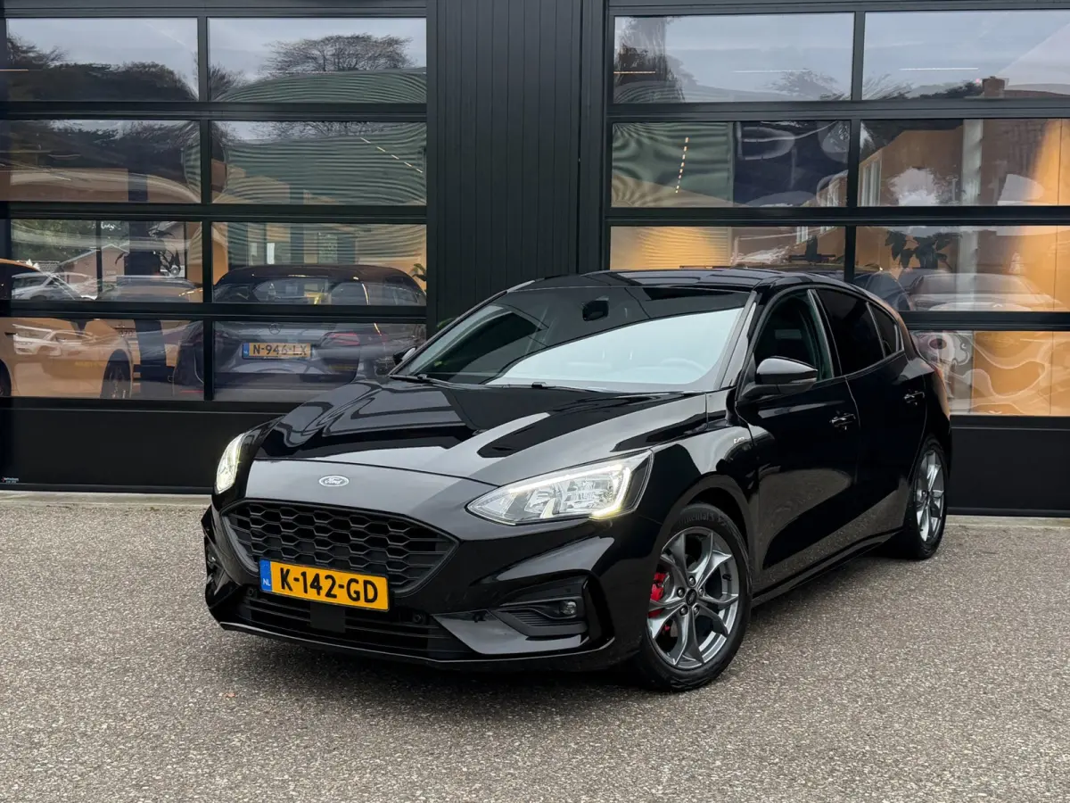 1.0 EcoBoost Hybrid ST Line X LED Navi Camera Stoelverw.